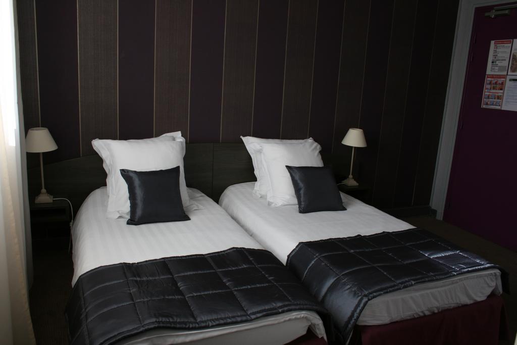 Hostellerie De La Quenoeuille Marquise Δωμάτιο φωτογραφία