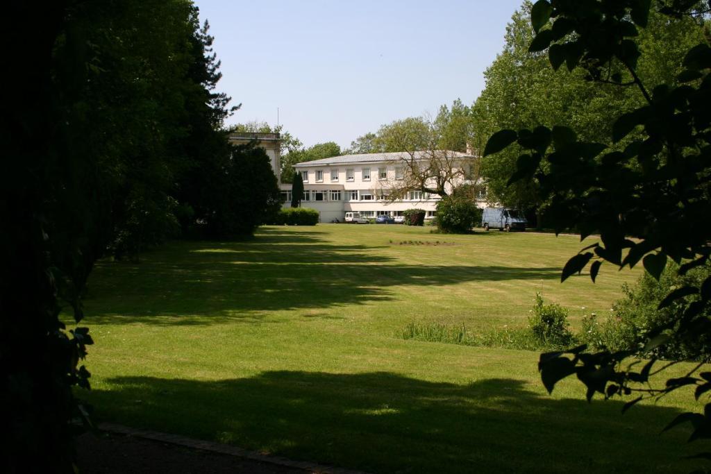 Hostellerie De La Quenoeuille Marquise Εξωτερικό φωτογραφία