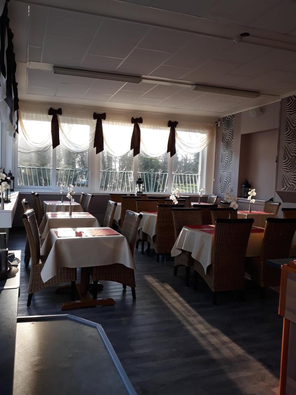 Hostellerie De La Quenoeuille Marquise Εξωτερικό φωτογραφία